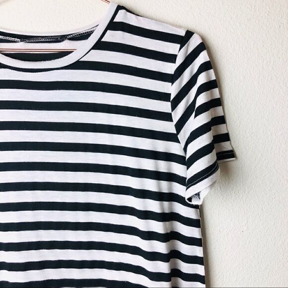 EUC Rock & Rose Classic Striped Tunic Top - Picture 3 of 7